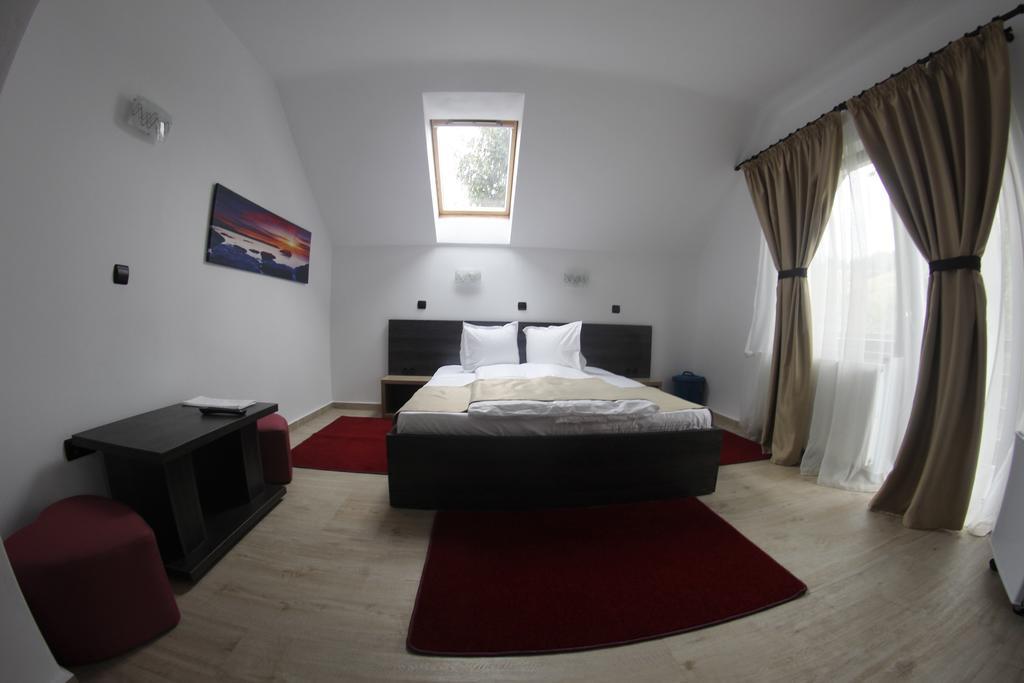 Casa Laur Cu Plaja Privata Hotel Colibiţa Buitenkant foto